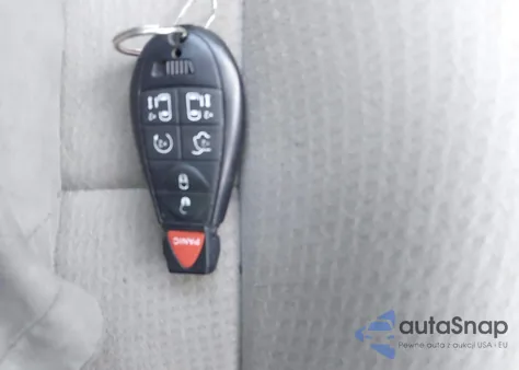 2013 Dodge Grand Caravan Sxt from USA, damaged, VIN 2C4RDGCG0DR648320